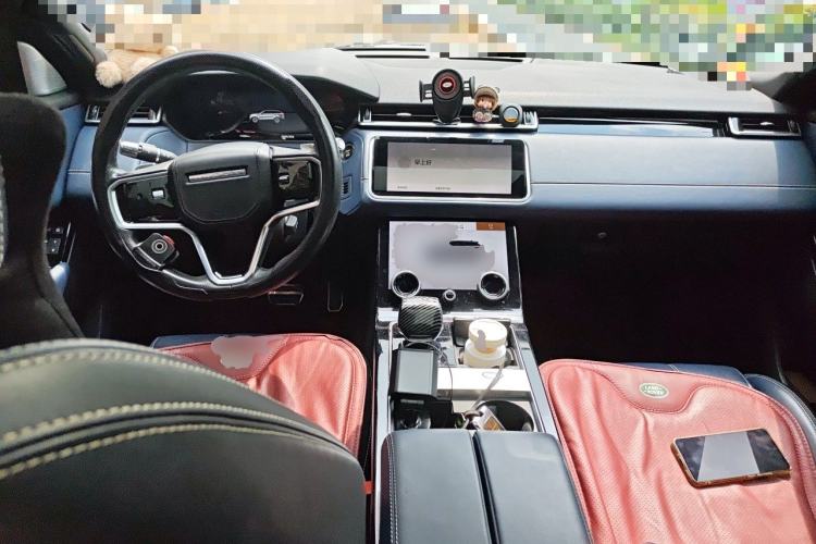 Used Land Rover Range Velar 2021 P250 Sparkling Black Limited Edition Center Console