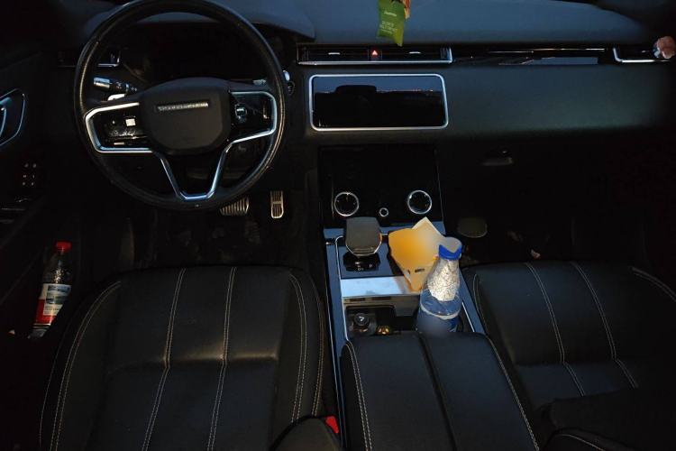 Used Land Rover Range Velar 2021 P250 Sparkling Black Limited Edition Center Console
