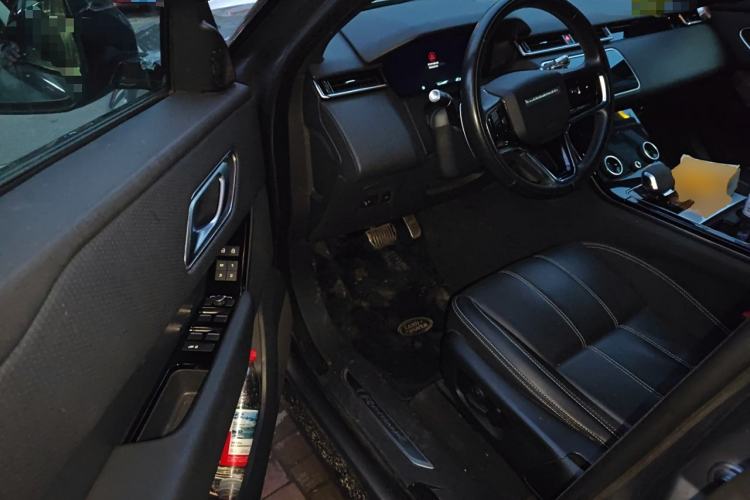 Used Land Rover Range Velar 2021 P250 Sparkling Black Limited Edition Driver Seat