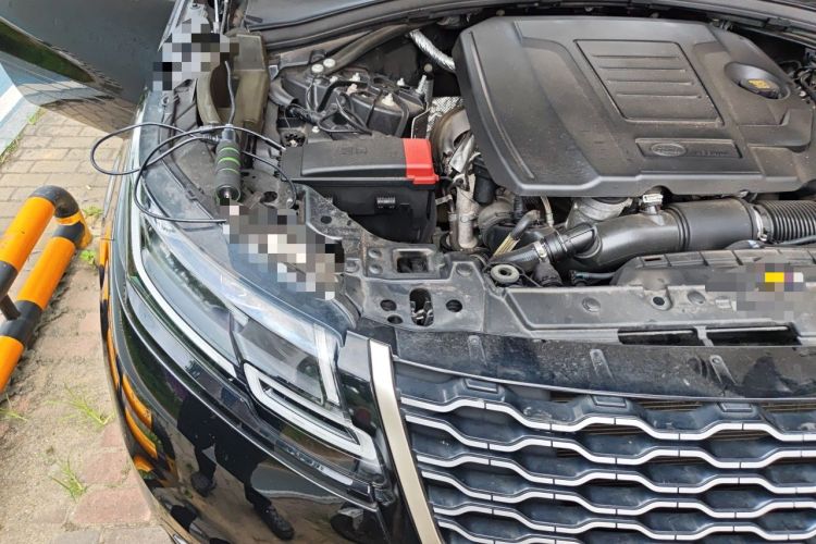 Used Land Rover Range Velar 2021 P250 Sparkling Black Limited Edition Engine Bay Right