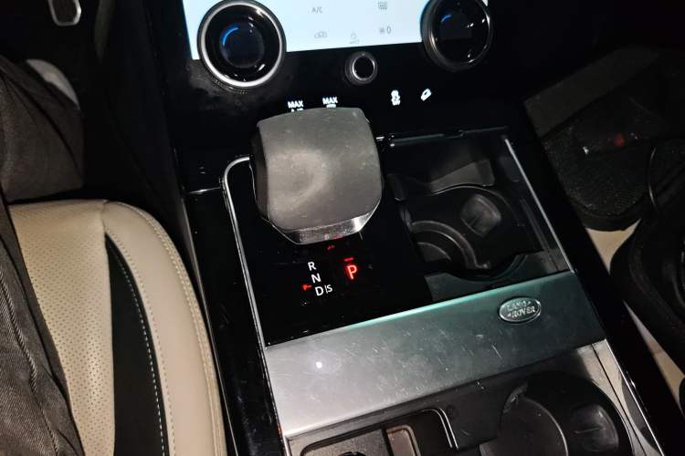Used Land Rover Range Velar 2021 P250 Sparkling Black Limited Edition Gear Lever