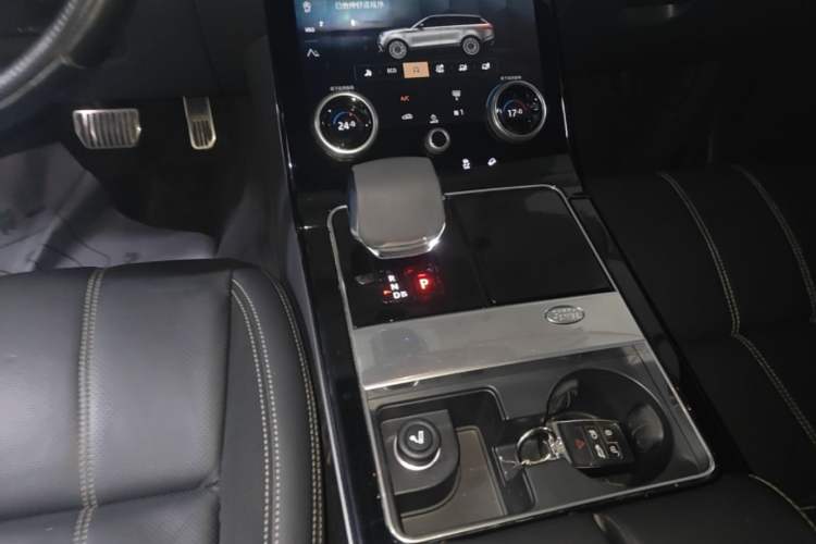 Used Land Rover Range Velar 2021 P250 Sparkling Black Limited Edition Gear Lever