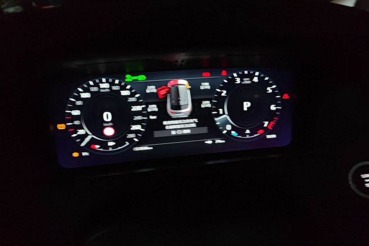 Used Land Rover Range Velar 2021 P250 Sparkling Black Limited Edition Instrument Cluster