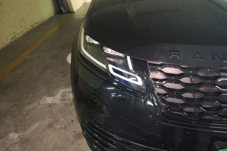 Used Land Rover Range Velar 2021 P250 Sparkling Black Limited Edition Right Front Headlight
