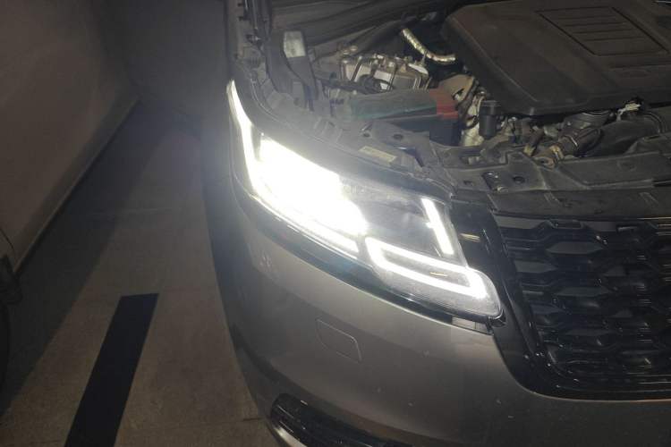 Used Land Rover Range Velar 2021 P250 Sparkling Black Limited Edition Right Front Headlight
