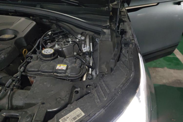 Used Land Rover Range Velar 2021 P250 Sparkling Black Limited Edition Engine Bay Left