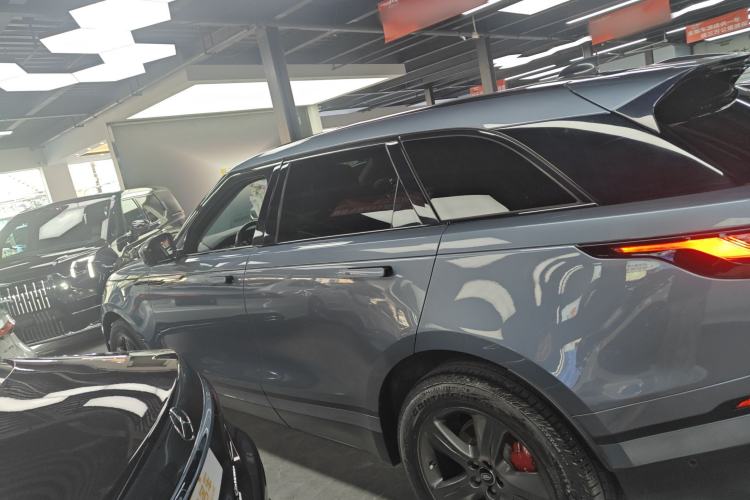 Used Land Rover Range Velar 2021 P250 model Exterior 2