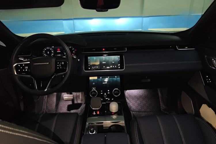 Used Land Rover Range Velar 2021 P340 R-DYNAMIC SE Center Console