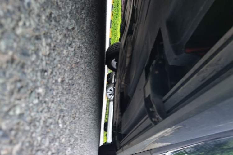 Used Land Rover Range Velar 2021 P250 Sparkling Black Limited Edition Chassis Rear Right