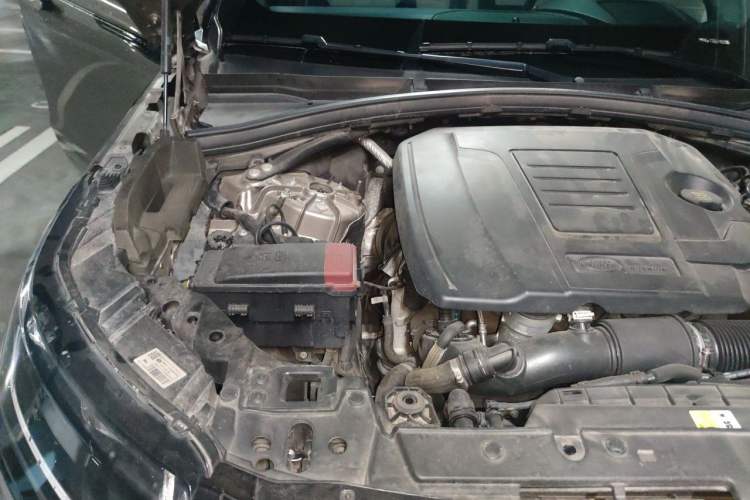 Used Land Rover Range Velar 2021 P250 model Engine Bay Right