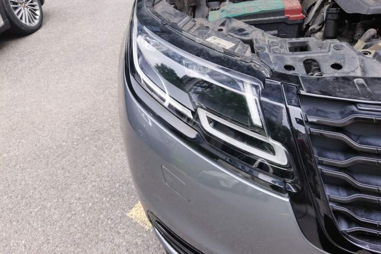 Used Land Rover Range Velar 2021 P250 Sparkling Black Limited Edition Right Front Headlight