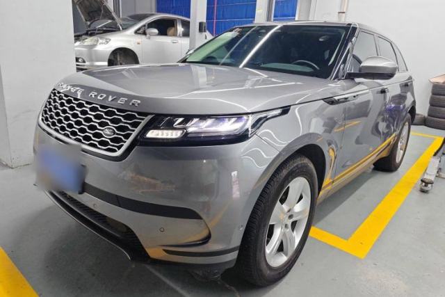 Ojetý Land Rover Range Velar 2021 P250 model