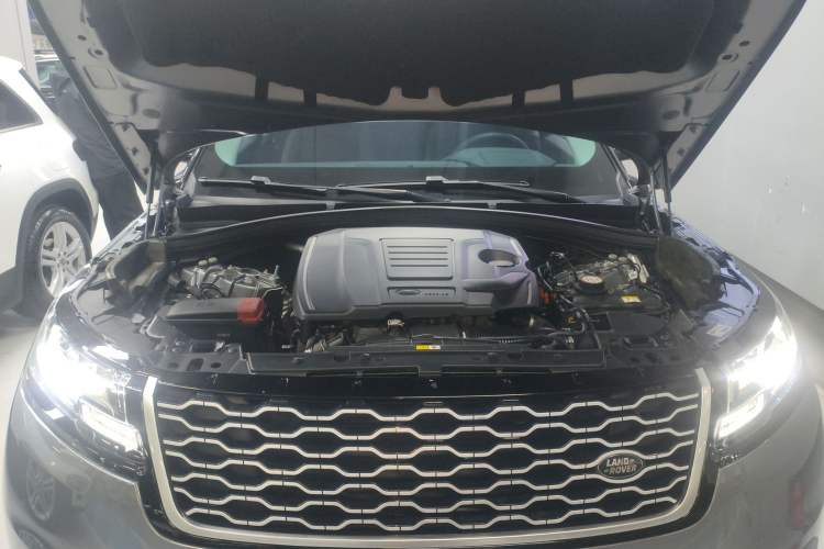 Used Land Rover Range Velar 2021 P250 model Engine Bay