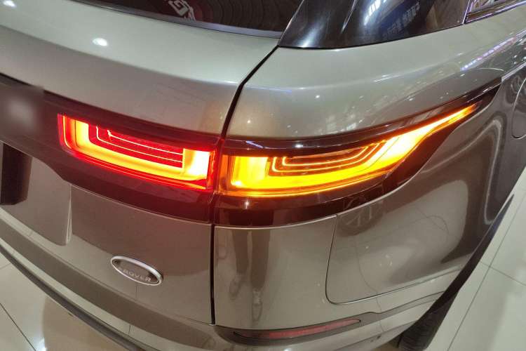 Used Land Rover Range Velar 2021 P250 model Exterior 6