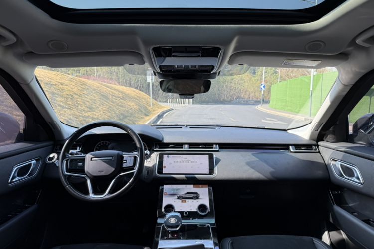 Used Land Rover Range Velar 2021 P250 model Interior 6