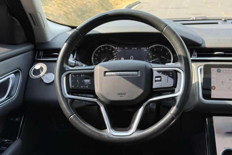 Used Land Rover Range Velar 2021 P250 model Interior 8