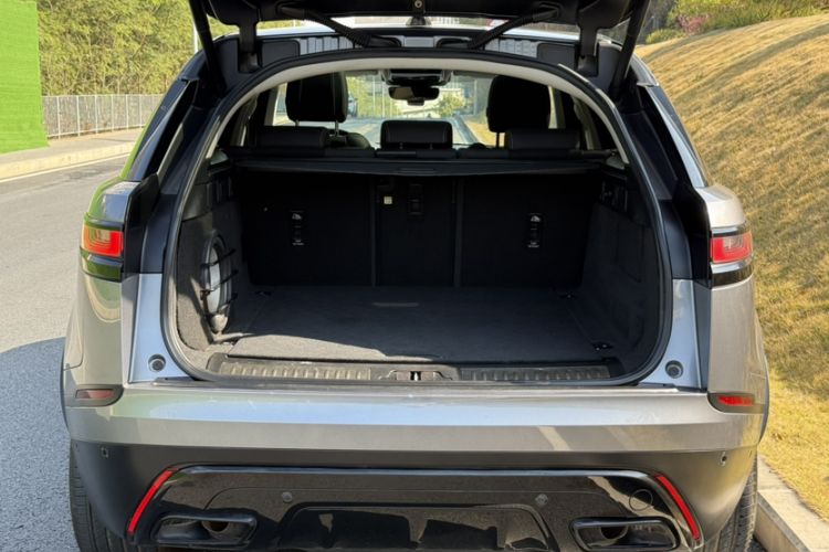 Used Land Rover Range Velar 2021 P250 model Interior 9