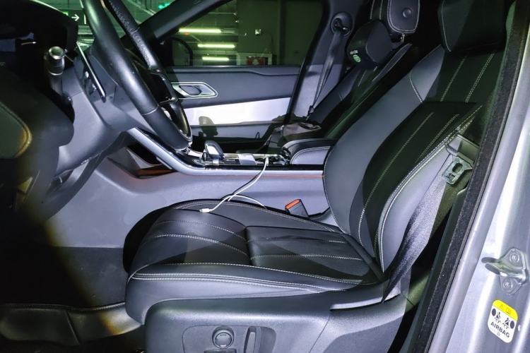 Used Land Rover Range Velar 2021 P250 Sparkling Black Limited Edition Left Front Seat