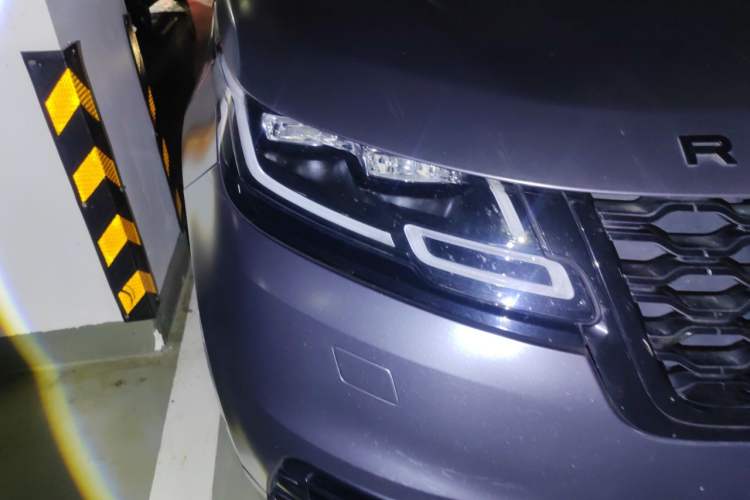 Used Land Rover Range Velar 2021 P250 Sparkling Black Limited Edition Right Front Headlight