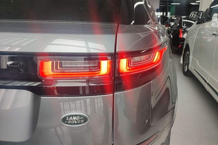 Used Land Rover Range Velar 2021 P250 Sparkling Black Limited Edition Right Rear Taillight