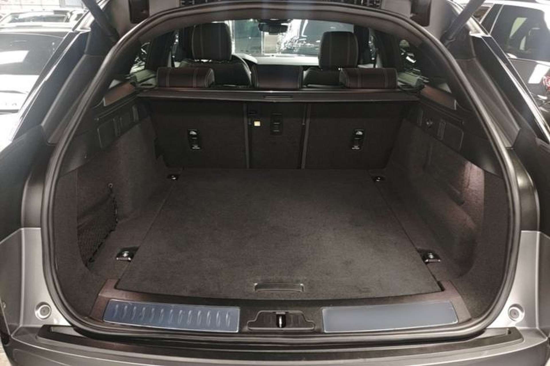 Used Land Rover Range Velar 2021 P250 Sparkling Black Limited Edition Trunk