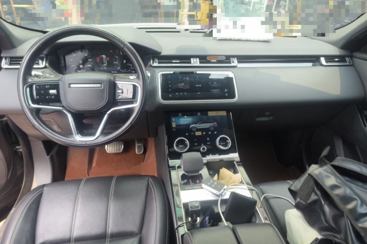 Used Land Rover Range Velar 2021 P250 Sparkling Black Limited Edition Center Console