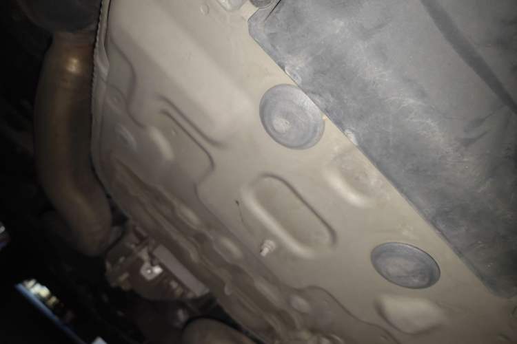 Used Land Rover Range Velar 2021 P340 R-DYNAMIC SE Chassis Rear