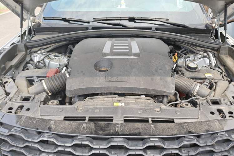 Used Land Rover Range Velar 2021 P340 R-DYNAMIC SE Engine Bay