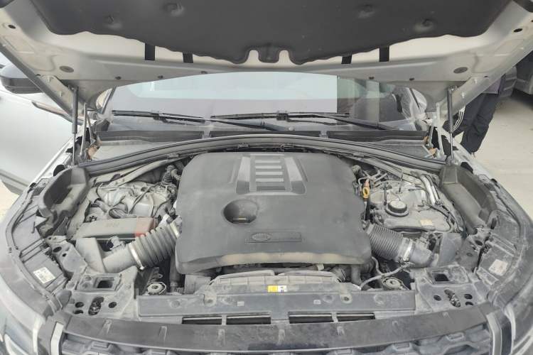 Used Land Rover Range Velar 2021 P340 R-DYNAMIC SE Engine Bay