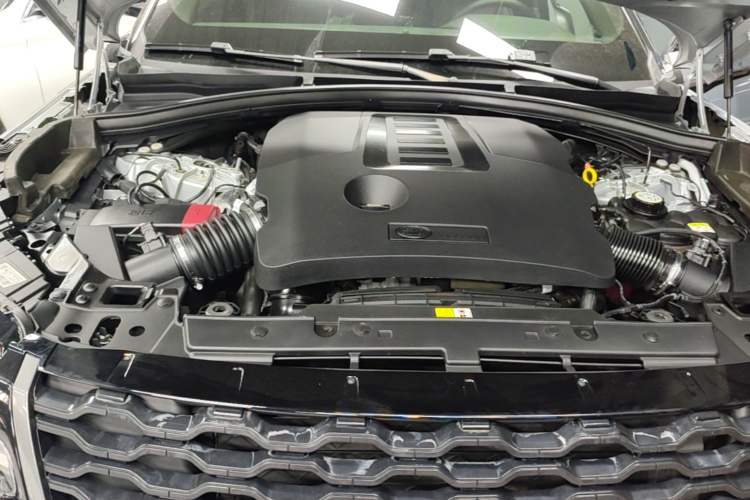 Used Land Rover Range Velar 2021 P340 R-DYNAMIC SE Engine Bay