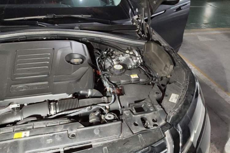 Used Land Rover Range Velar 2021 P250 model Engine Bay Left