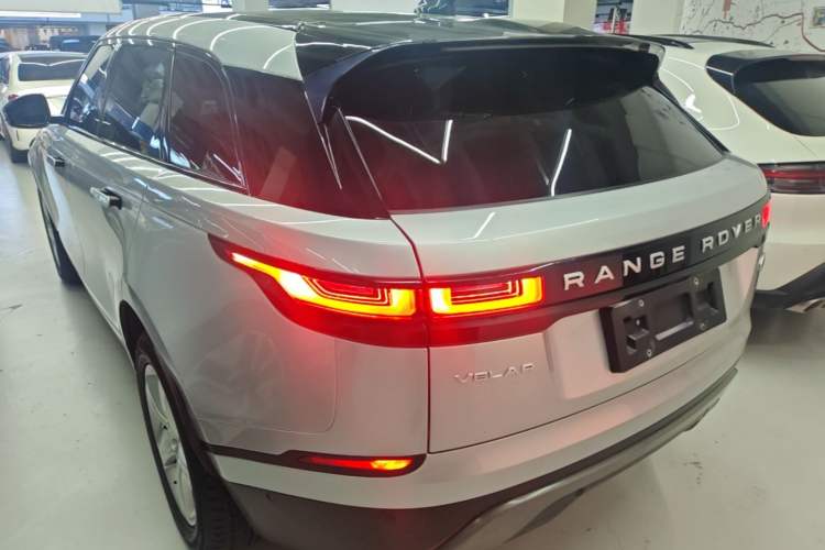 Used Land Rover Range Velar 2021 P250 model Exterior 2