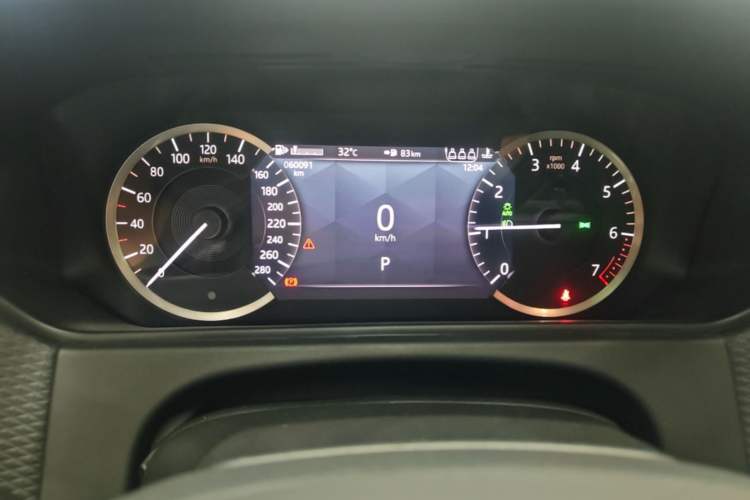 Used Land Rover Range Velar 2021 P250 model Instrument Cluster