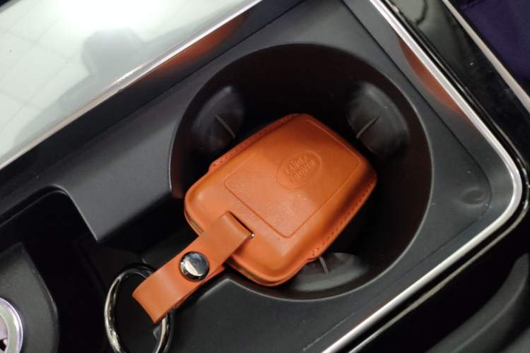 Used Land Rover Range Velar 2021 P250 model Interior 1