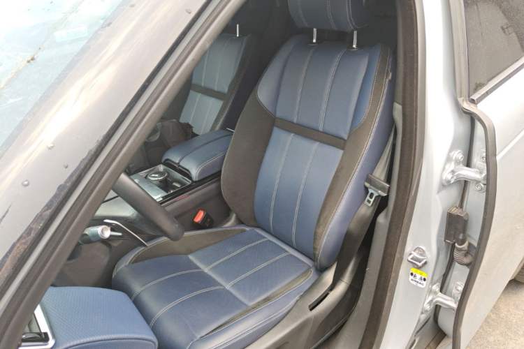 Used Land Rover Range Velar 2021 P340 R-DYNAMIC SE Left Front Seat