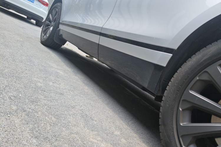Used Land Rover Range Velar 2021 P340 R-DYNAMIC SE Left Side Sill