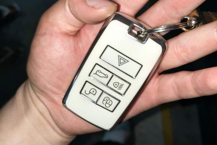 Used Land Rover Range Velar 2021 P250 model Vehicle Key