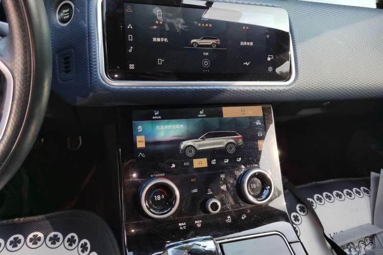 Used Land Rover Range Velar 2021 P340 R-DYNAMIC SE Audio And AC Panel