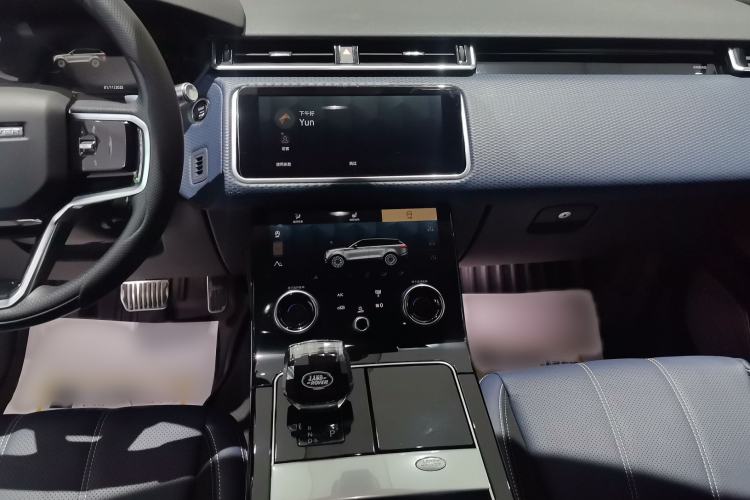Used Land Rover Range Velar 2021 P340 R-DYNAMIC SE Audio And AC Panel