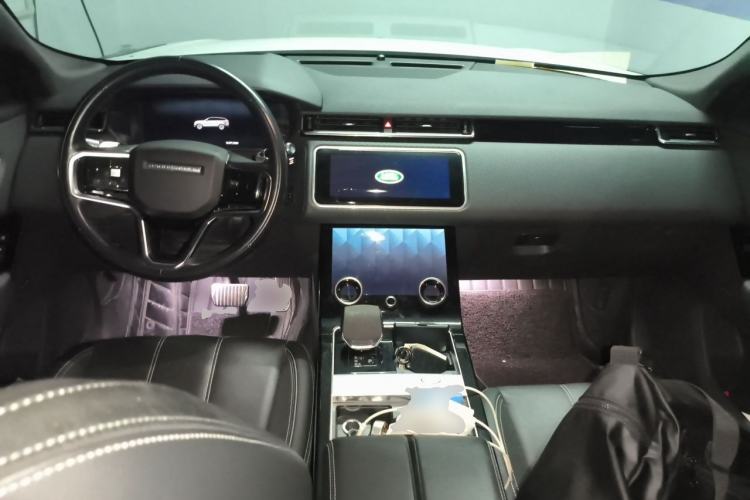 Used Land Rover Range Velar 2021 P250 Sparkling Black Limited Edition Center Console