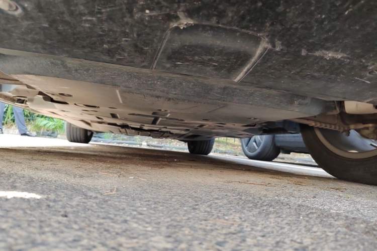 Used Land Rover Range Velar 2021 P340 R-DYNAMIC SE Chassis Front