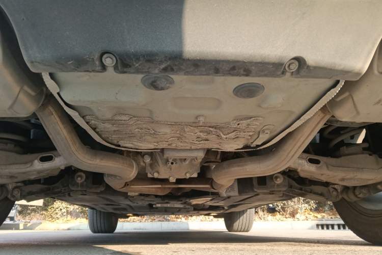 Used Land Rover Range Velar 2021 P250 model Chassis Rear