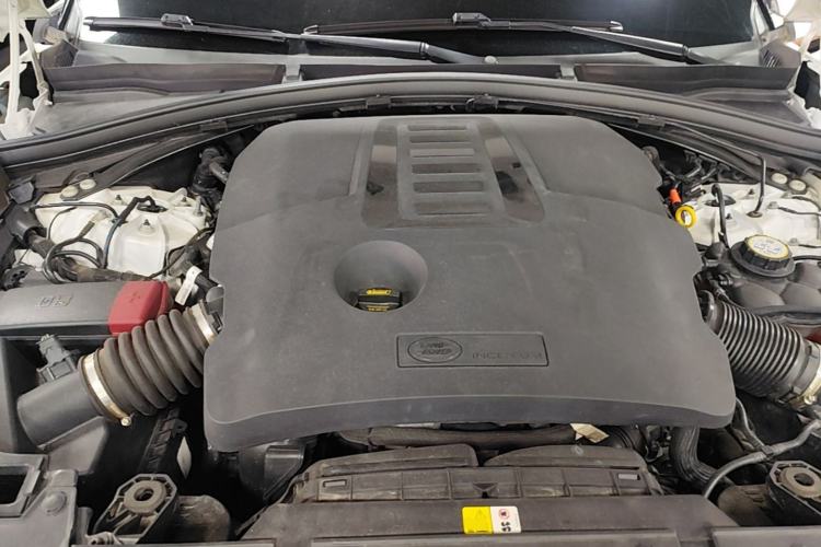 Used Land Rover Range Velar 2021 P340 R-DYNAMIC SE Engine Bay