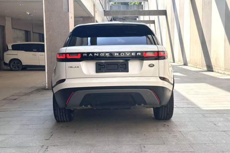 Used Land Rover Range Velar 2021 P250 model Exterior 3