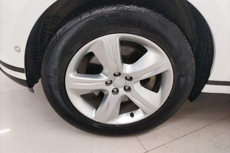 Used Land Rover Range Velar 2021 P250 model Exterior 7