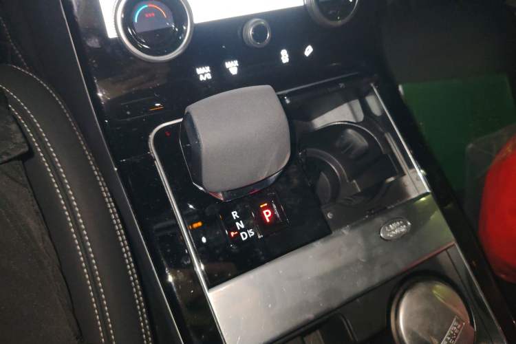 Used Land Rover Range Velar 2021 P250 model Gear Lever