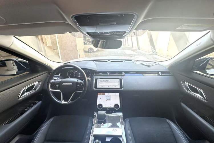 Used Land Rover Range Velar 2021 P250 model Interior 1