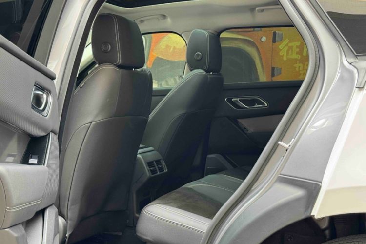 Used Land Rover Range Velar 2021 P250 model Interior 4