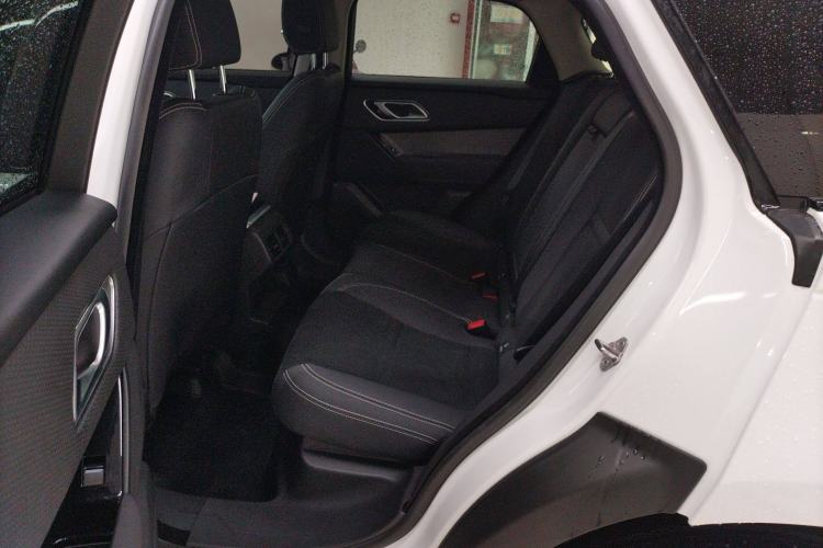 Used Land Rover Range Velar 2021 P250 model Interior 4