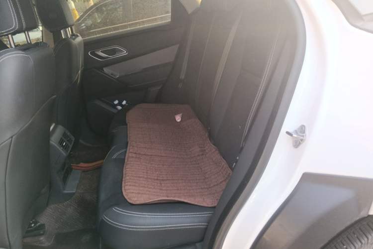 Used Land Rover Range Velar 2021 P250 model Left Rear Seat